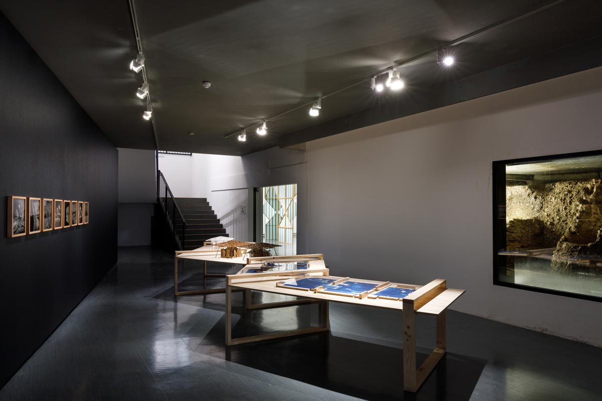 Salim Santa Lucia, « Santiago Borja. Premier contact », vue d’exposition 2021. © Le Quadrilatère 2021.